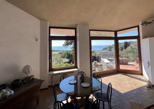 Ansedonia Villa | Discover Ansedonia: 8-Minute Stroll to Tagliata Beach