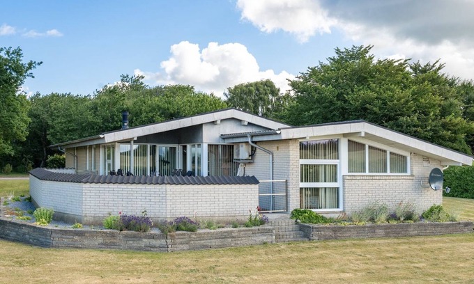 Ertebølle House | Oceanfront Retreat: Anselma, 800m to the Inlet