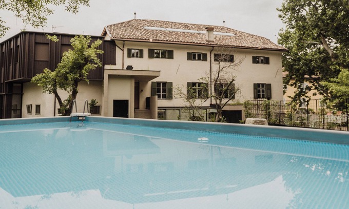 Merano Historic Center Apartment | Ansitz Thierburg :Christl - Suites in a lovingly restored manor house