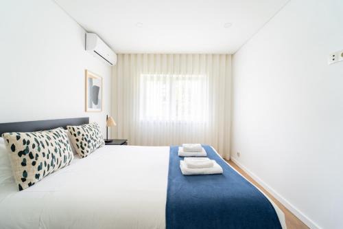 Braga Apartment | Family-Friendly Retreat at António Marinho by House and People
