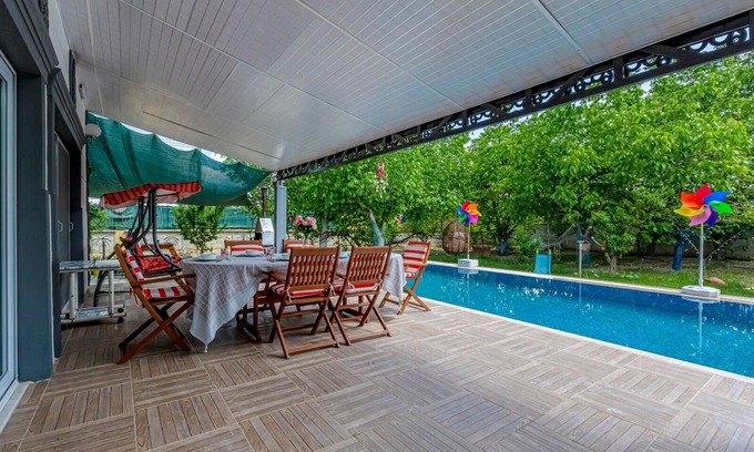 Korkuteli Villa | Experience Antalya with Inviting Pool and Garden Villa
