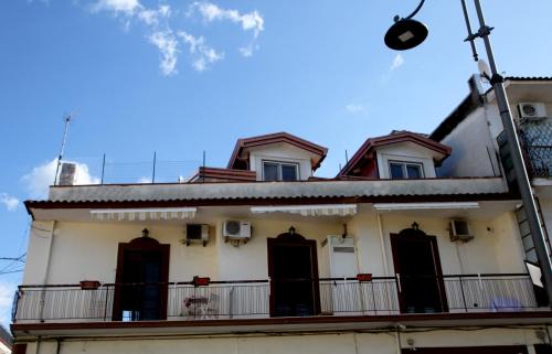 Sant'Antonio Abate Apartment | Guest Rated 9.6: Antea - Family-Friendly Retreat