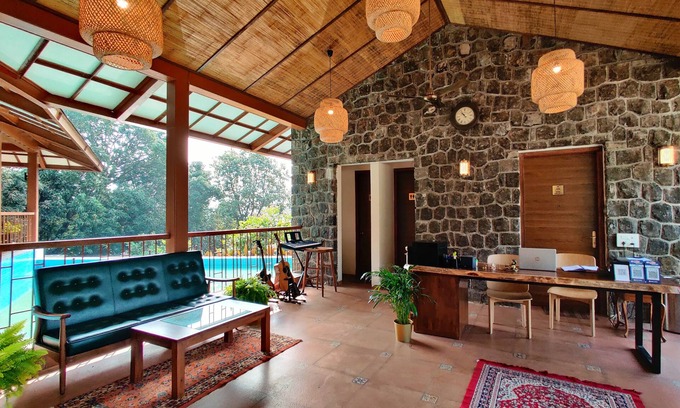 Kadadhe Hotel | Unforgettable Stay at Antheia Pawna Lake - 10/10 Rated!