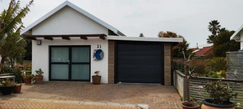 Still Bay House | Guest Rated 10/10: Anthony Accommodation with Ocean View
