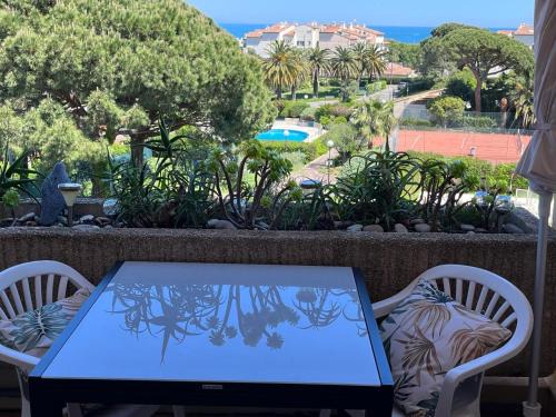Plaine de la Brague Apartment | Antibes Secured Parc Velusine: Pools, Tennis & Ocean Views