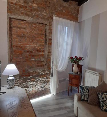 Bibbiena House | Elegant ANTICA DIMORA DEL BORGO in Beautiful Tuscany