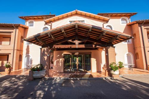 Principina Terra Apartment | Oceanfront Antica Fornace Relais with Spa & Pool Amenities