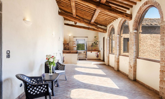 Montalcino Other | Discover Antica Grancia di Quercecchio with Pool & Breakfast