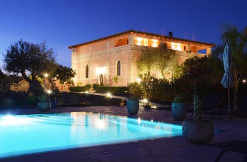 Syracuse Bed & Breakfast | Oceanfront Oasis at Antico Casale Benalì - Rated 9.4/10