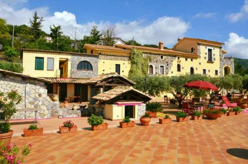 Falconara Albanese House | Oceanfront Antico Casale Del Buono: Pet-Friendly Retreat