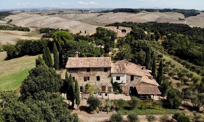 Murlo House | Antico Casale: Cozy Apartment with Pool & Ocean View
