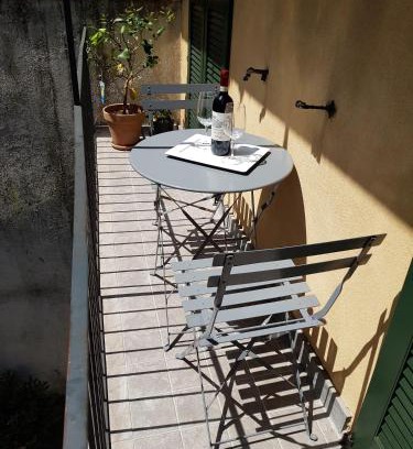 Como Apartment | Cozy Antico Loft Como: Pet-Friendly Stay with High Ratings
