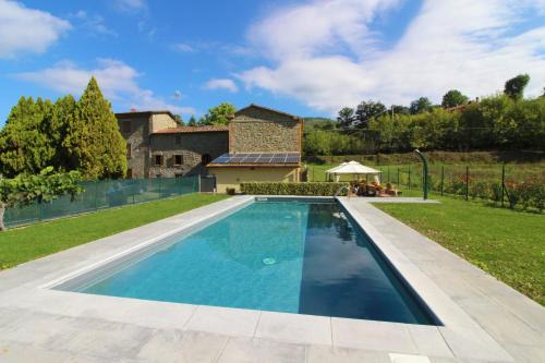 Pieve di Chio Villa | Relax at Antico Mulino: 4-Star Oceanfront Retreat