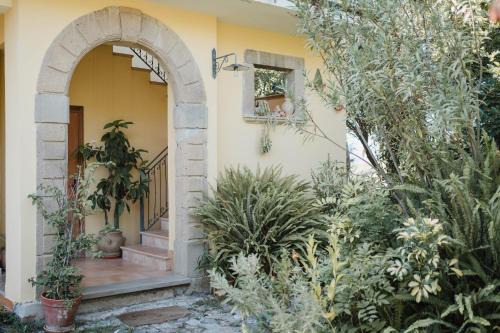 Marina di Ascea Apartment | Oceanfront Antico Portale: Rated 9.3/10 & Family Friendly