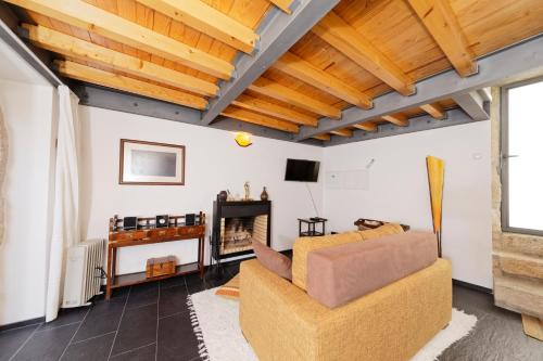 Esculca Bed & Breakfast | Child-Friendly Antiga Casa do Boi - Guest Rated 9.1/10