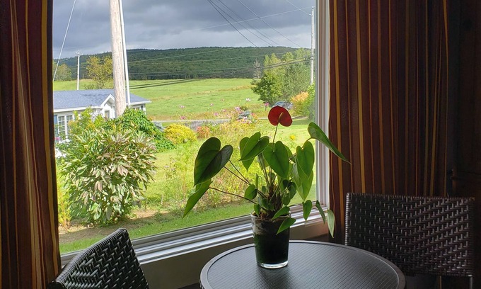 Antigonish Hotel | Discover Antigonish Evergreen Inn: Rated 9.6/10, Family-Friendly
