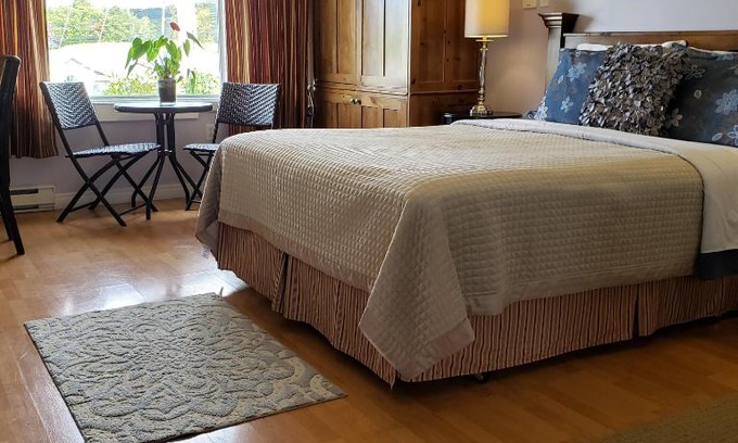 Antigonish House | Pet-Friendly Antigonish Evergreen Inn: Rated 9/10 by Guests