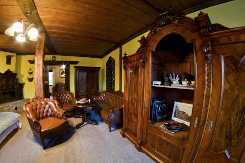 Levoca Apartment | Family-Friendly Antik Apartmán Levoča with Kitchen Access