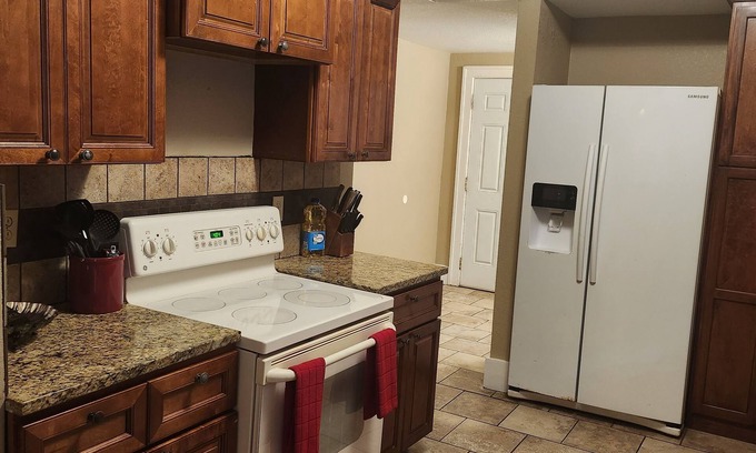 Wichita House | Antique Bungalow Near Downtown - Rated 10/10 by Guests