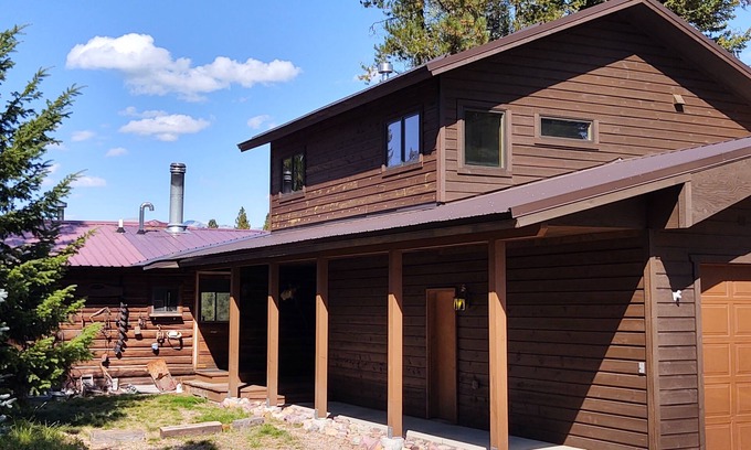 Seeley Lake Cabin | Discover Katie Kabin and the Antler Annex: Top-Rated Getaway
