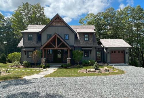 Elk Park House | Discover Antler Ridge: A Family-Friendly Retreat Awaits