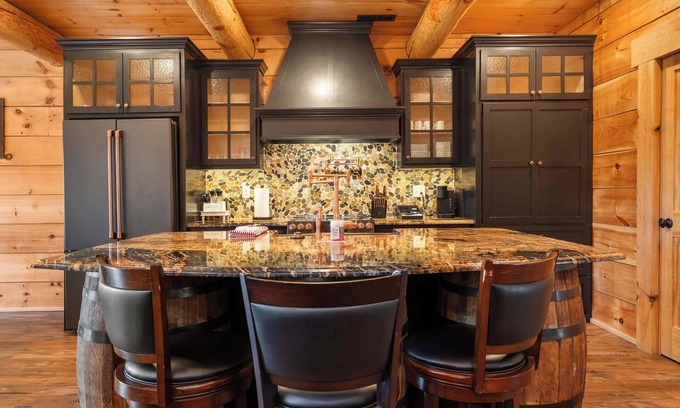 Branson Cabin | Antler Summit Trio - For 16