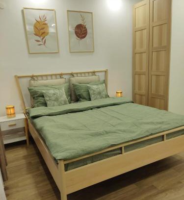 Stefanestii de Jos Apartment | Top-Rated Antonia's Cozy Studio with Pool & Family Fun
