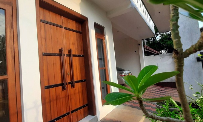 Anuradhapura House | Discover Anuradhapura Kingdom View Resort for Family Stays