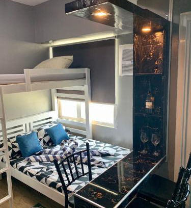Muntinlupa Apartment | Cozy Anuva Condominium with Pool & Netflix Access