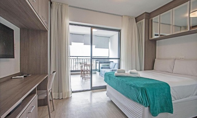 Bom Retiro Apartment | Pet-Friendly Stay at Any Smart Bom Retiro - Top Rated 8/10