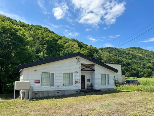Pippu Ski Chalet | Pet-Friendly Ski In & Out at AnYa Pippu Hokkaido for 6