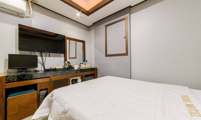 Anyang Hotel | Eco-Friendly Getaway at Anyang Hub with Family Amenities