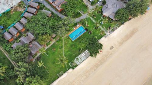 Nong Thale Resort | Relax at Anyavee Krabi Beach Resort with Oceanfront Views