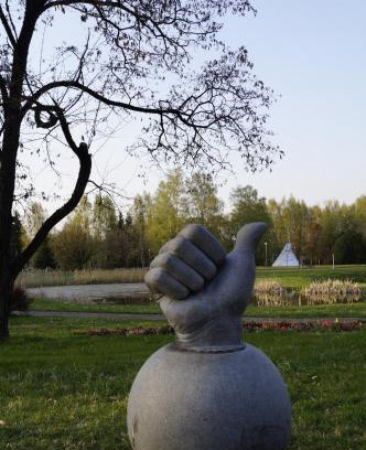 Anyksciai Apartment | Cozy Stay at Anyksciu Liuksas: Pet-Friendly & Family Welcoming