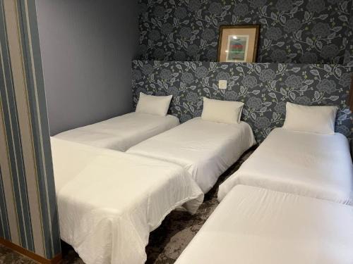 Chikushino Apartment | Family-Friendly AO Dazaifu with Full Kitchen Amenities