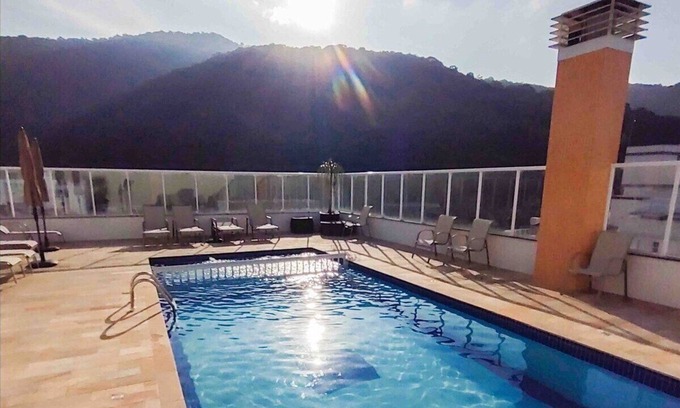 Horto Apartment | Relaxing Oceanfront Retreat at Apê Harmonia with Pool