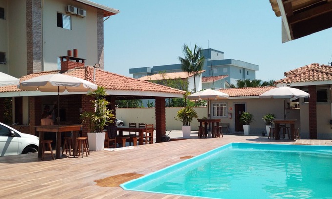 Downtown Ubatuba Apartment | Cozy 2-Bedroom Apartment Near Praia Grande with Pool
