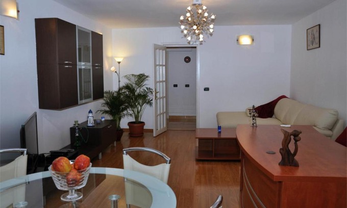 Galati Apartment | Pet-Friendly Retreat at Ap. 29 Linda Residence