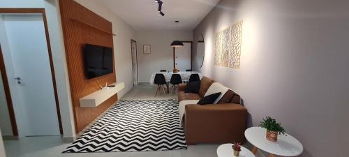 Itapua Apartment | Cozy Retreat 150 Meters from Itapoã Beach - Great Amenities