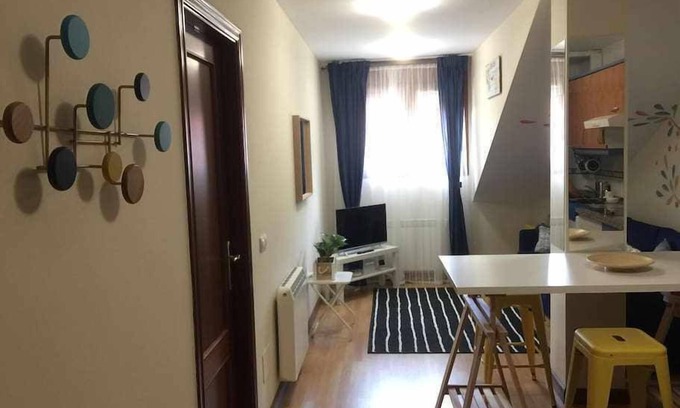 Cabanaquinta Apartment | Discover AP Asturias Boho Chic: Spa & Family-Friendly Stay