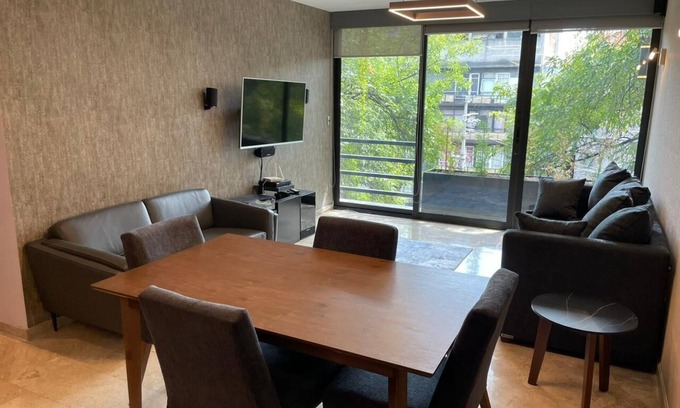 Benito Juarez Apartment | Family-Friendly 2BDR Apartment with Balcony near Parque Delta