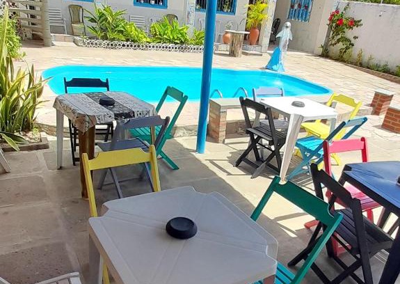 Maria Farinha Apartment | Cozy 50m from the Beach: Ideal Family Flats with Pool