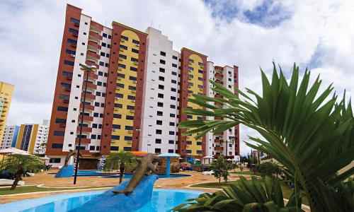 J Jeriquara Apartment | Beachfront Bliss at Golden Dolphin Supreme Hotel