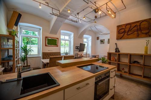 Poertschach am Woerthersee Apartment | Pet-Friendly Retreat with Hot Tub & 9.7/10 Guest Rating