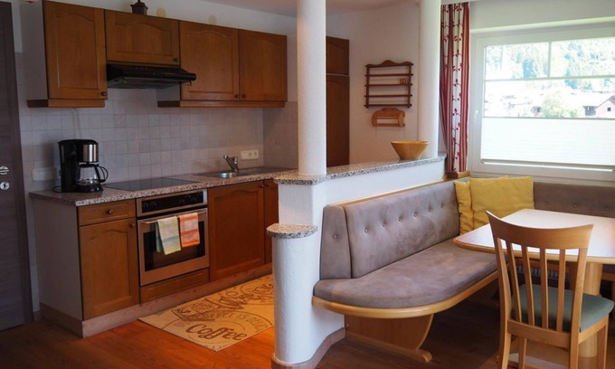 Schonbach Apartment | Exceptional 1-Bedroom Apartment at Oberhauser Greti