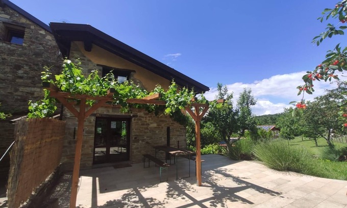 Madonna Dei Fornelli Apartment | Historic Stone House Apartment for 6 with Breakfast Included