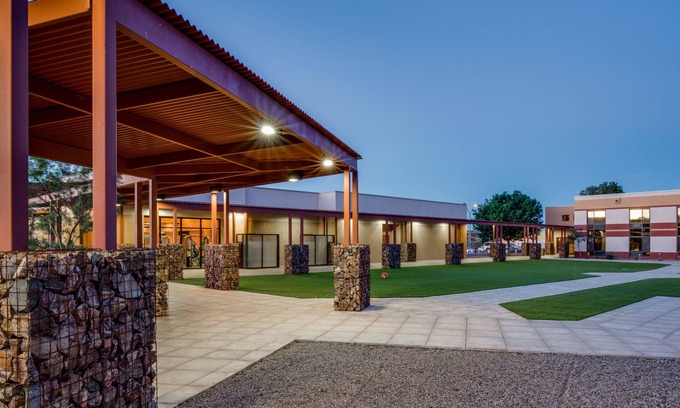 Globe - Miami Resort | Discover Apache Gold Resort Hotel with Family-Friendly Amenities