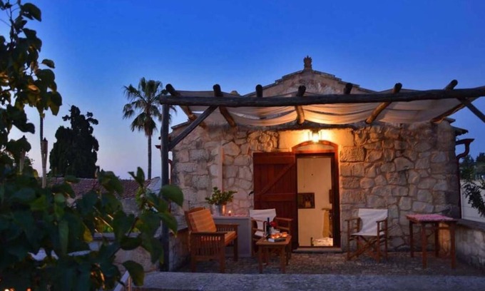 Vamos House | Cozy Apanemia Stone House in Crete with Family-Friendly Amenities