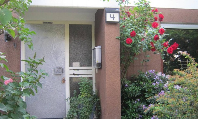 Neustadt-Hambach Apartment | Pet-Friendly Apartment Bartlog with Ocean View & Top Reviews