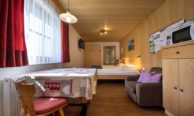 Santa Cristina Val Gardena Apartment | Welcoming Apartments Miara 100C with Kitchen & Pet-Friendly